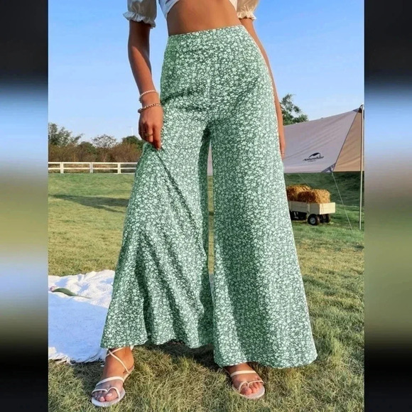 Ditsy Floral Print High Waist Wide Leg Pants - Picture 3 of 6